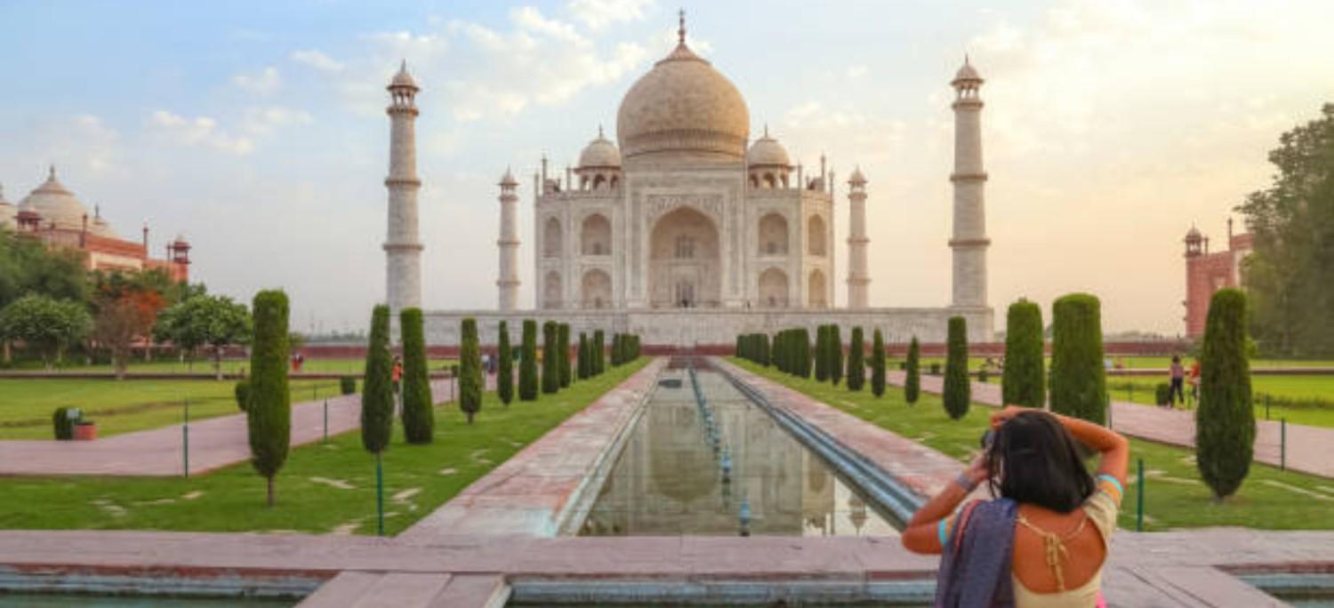 Taj Mahal Sunrise Tour By Car